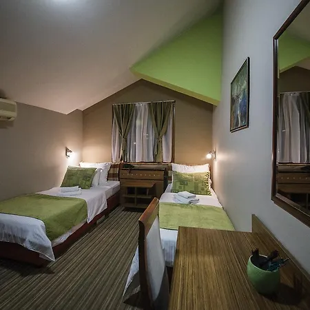 Hotel Bell
